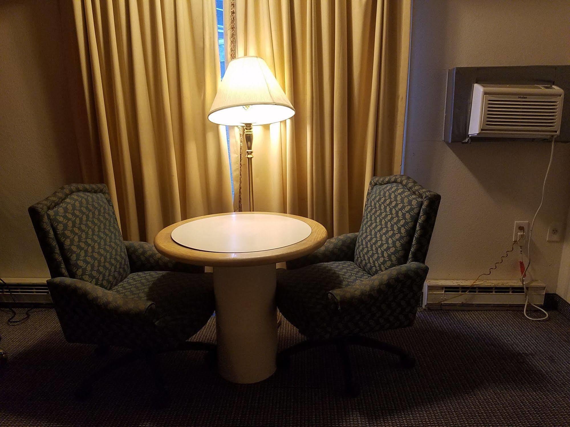 Maplehurst Motel Tunkhannock Dış mekan fotoğraf